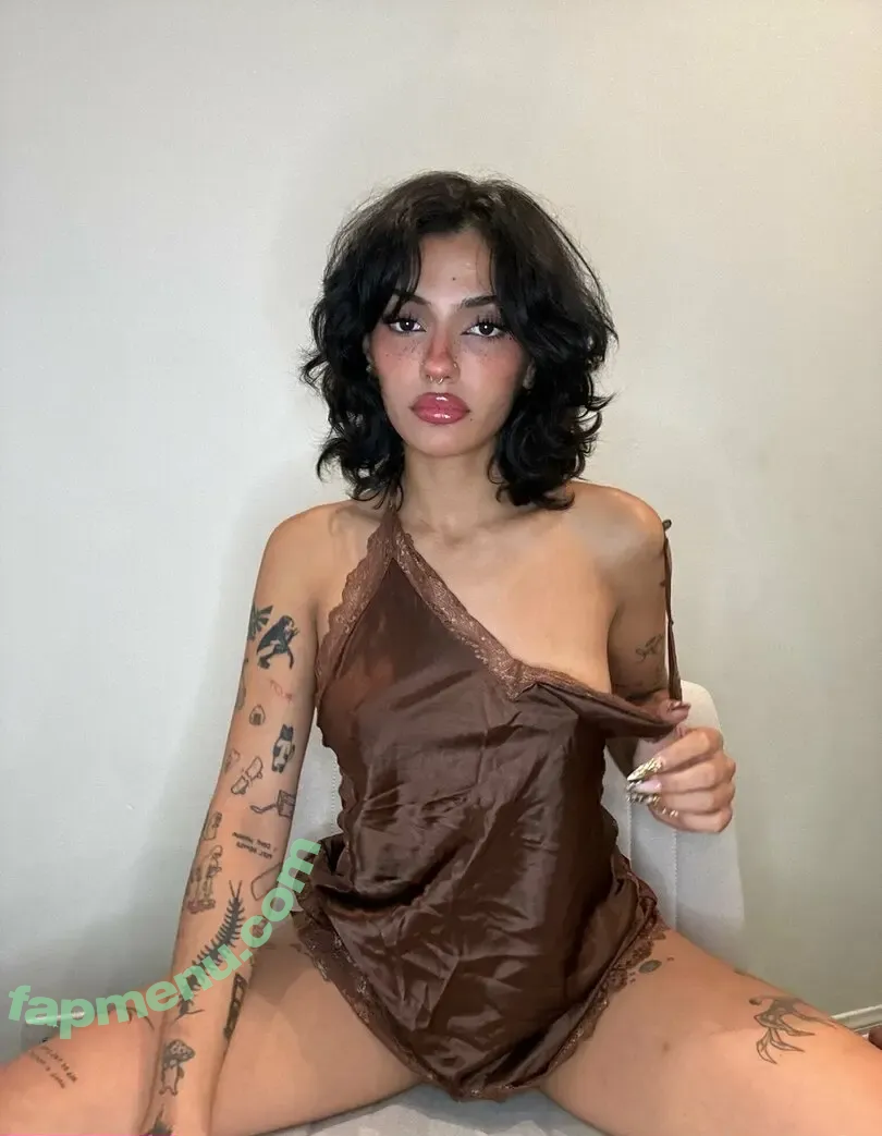 noordabs nude photo #0019 (noordabashh)