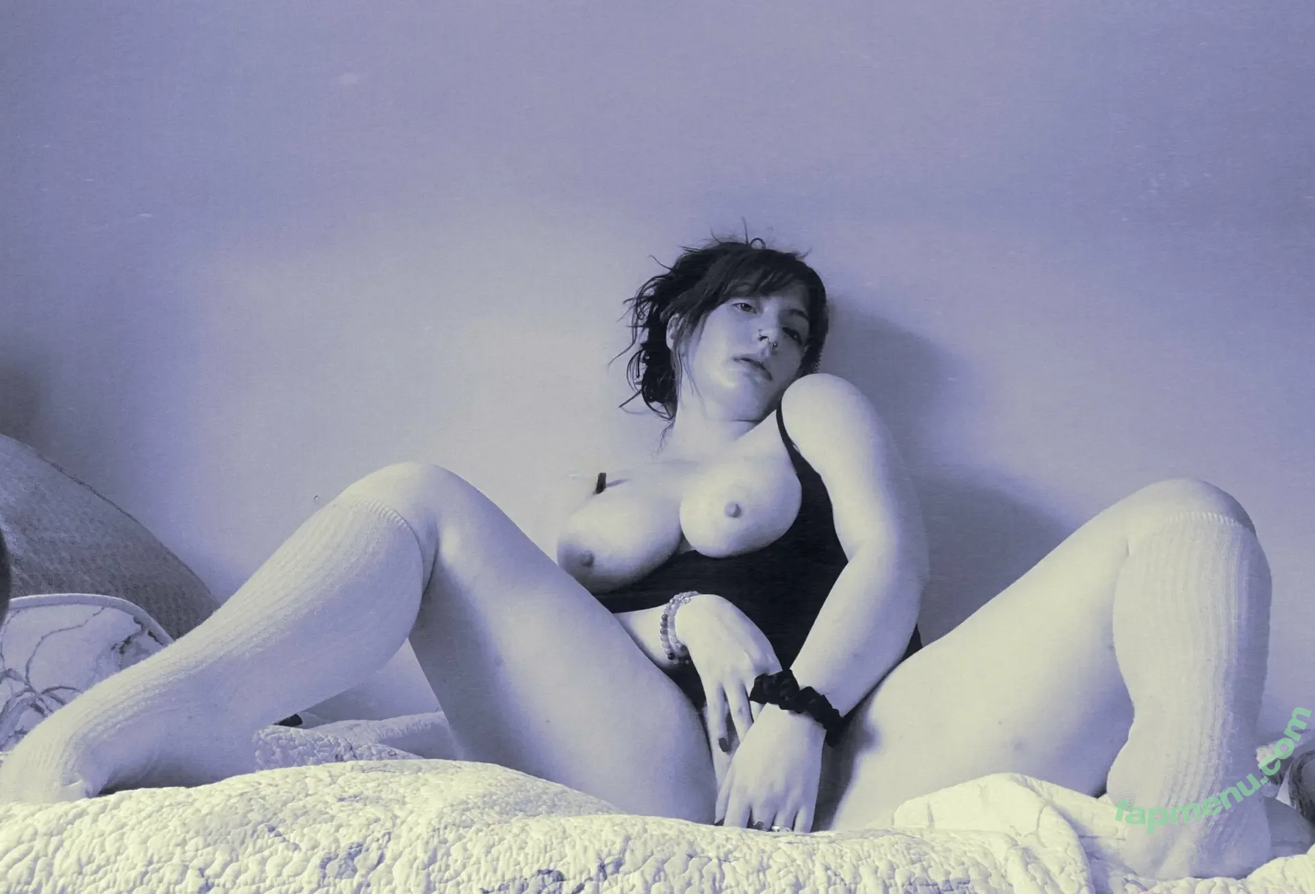 nsfwgoth nude photo #0204 (gothg0blin / nsfwgothicfurry)