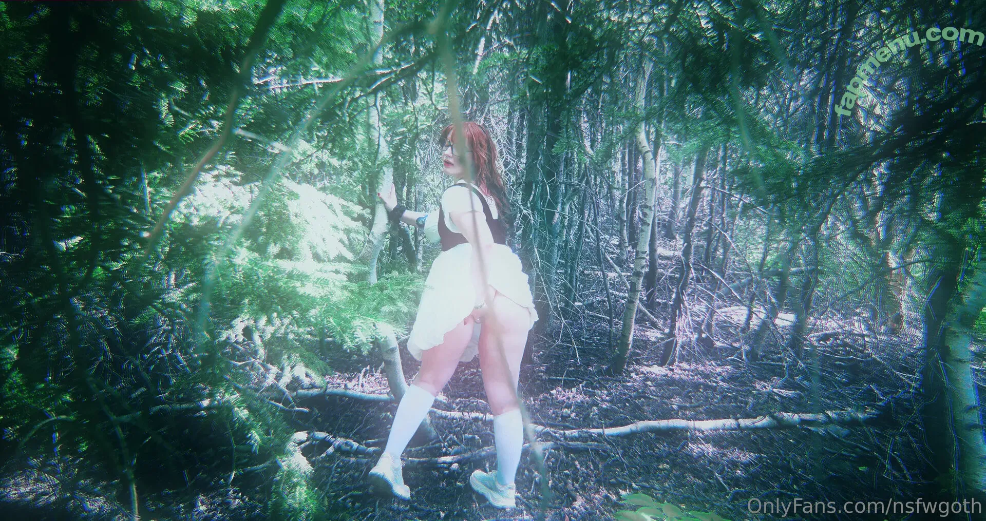 nsfwgoth nude photo #0217 (gothg0blin / nsfwgothicfurry)