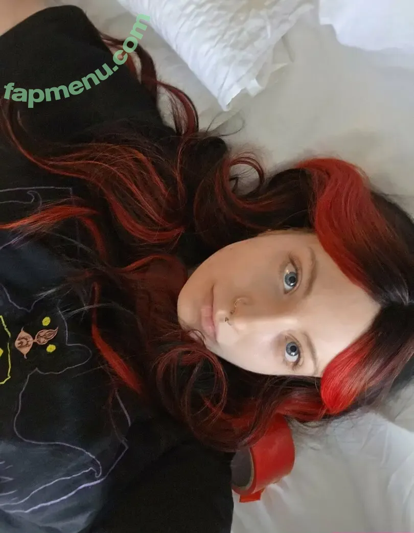 nsfwgoth nude photo #0231 (gothg0blin / nsfwgothicfurry)