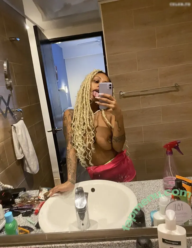 Nura Habib Omer nude photo #0022 (nura)