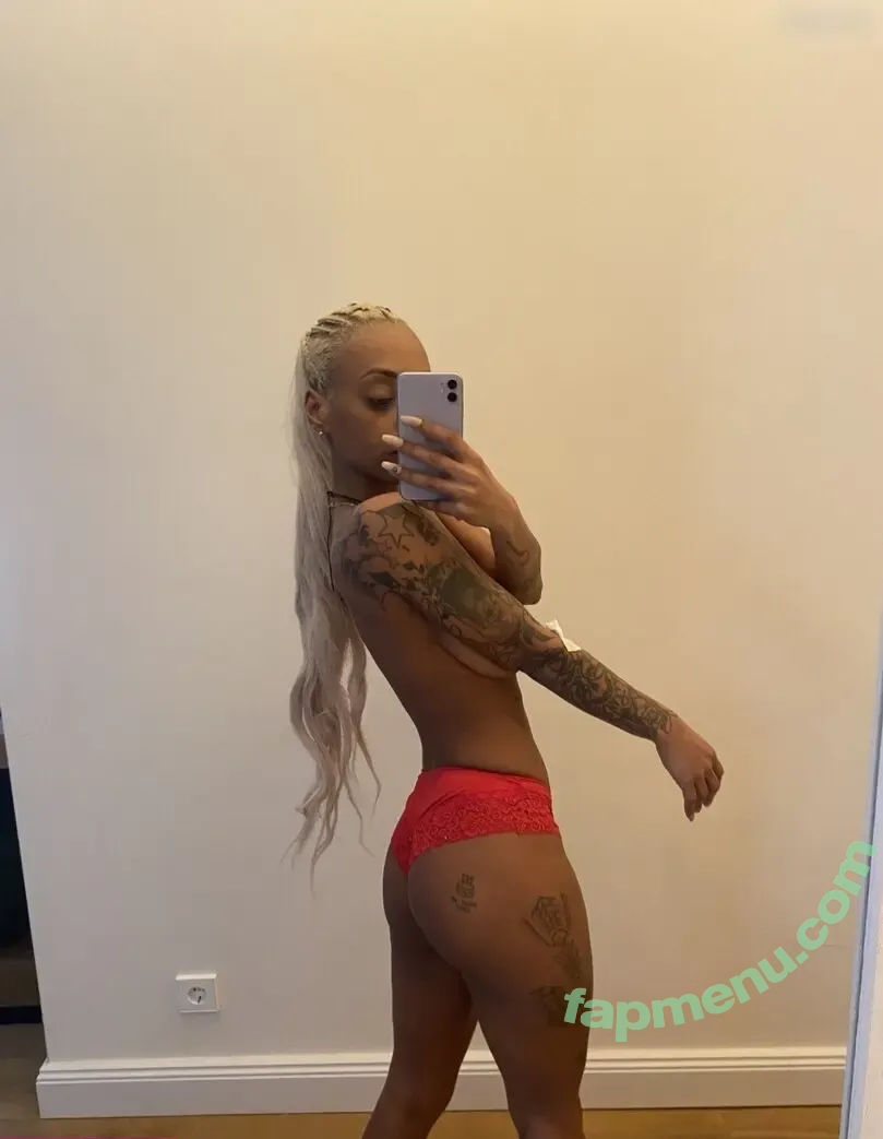 Nura Habib Omer nude photo #0031 (nura)