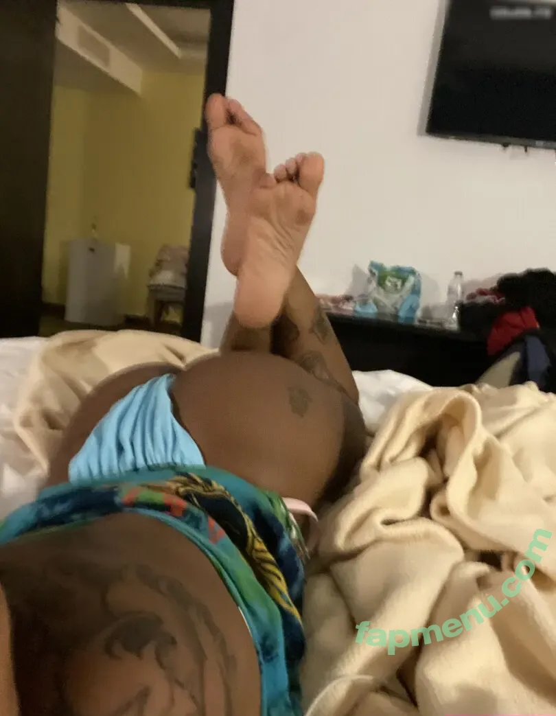 Nura Habib Omer nude photo #0042 (nura)