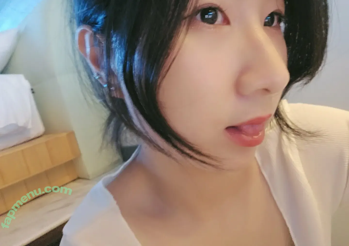 nya_ming nude photo #0126 (bsr_ming / he11o_o11 / he11opeaches / 냐밍 / 피치)