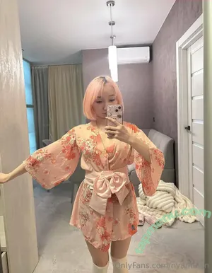 nyamulan / ny.mulaan nude photo #0043