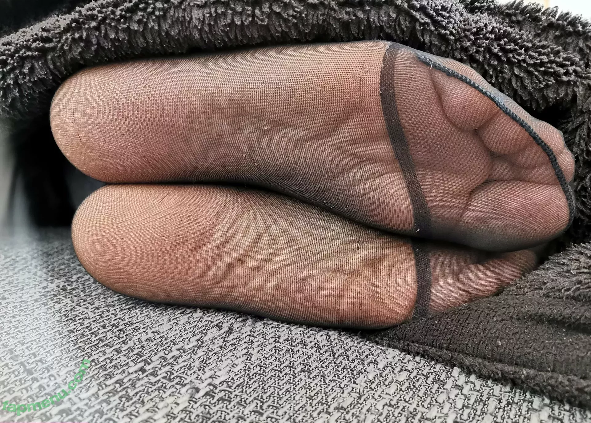 nylonfeetladyswitzerland nude photo #0006 (nylonfeetlady_switzerland)