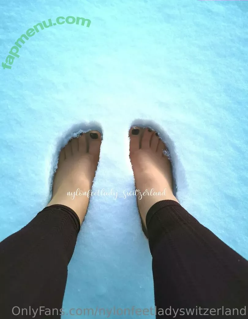 nylonfeetladyswitzerland nude photo #0031 (nylonfeetlady_switzerland)