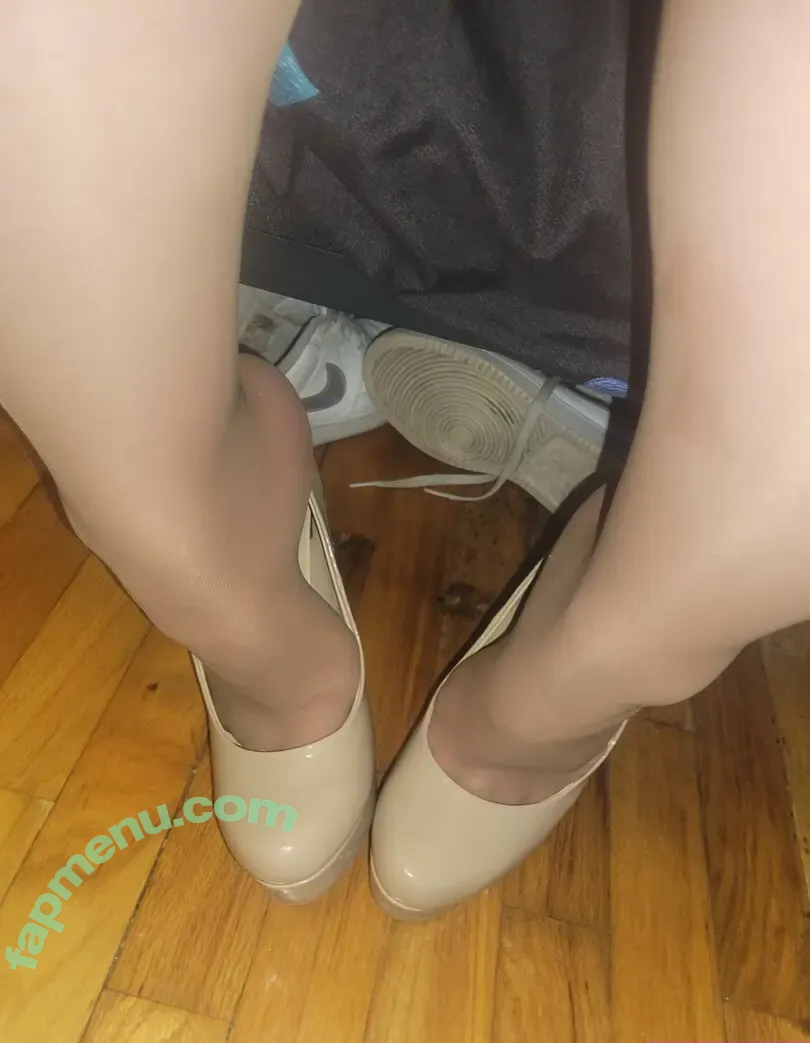 Nylonsandsocks nude photo #0198 (nylon_and_socks)