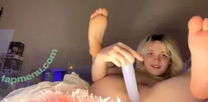 nymphomaniacbby / reel nude photo #0003