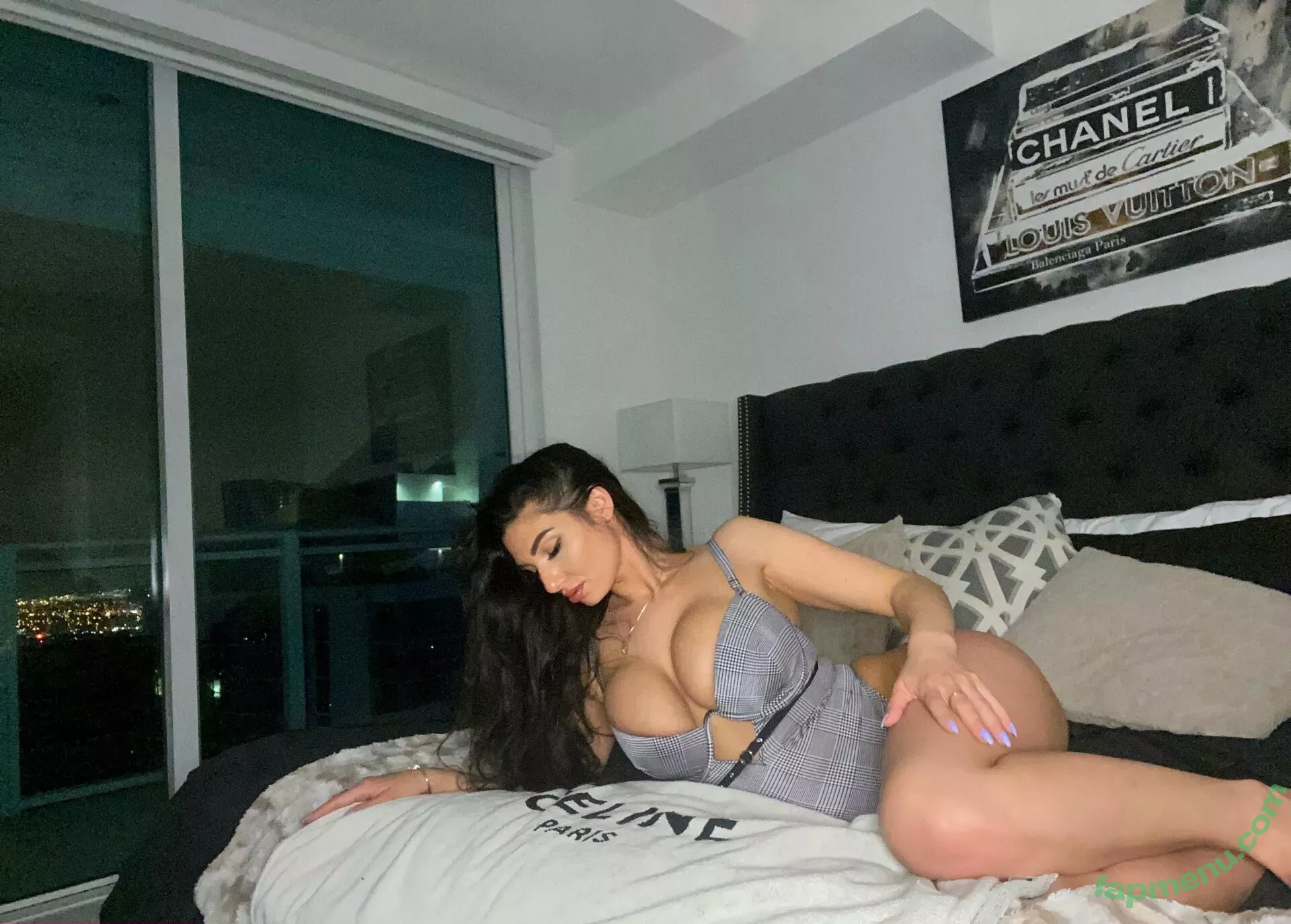 nysamoore nude photo #0662 (daspazbrat)