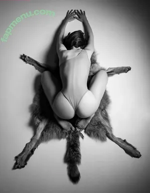 Nyuukke / Anna Kosik / quukske nude photo #0092