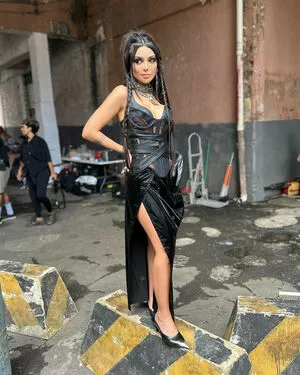 Nyvi Estephan / Discussão / nyvi_estephan / nyviestephan nude photo #0419