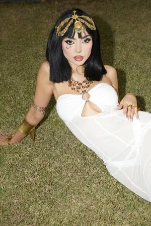 Nyvi Estephan / Discussão / nyvi_estephan / nyviestephan nude photo #0639