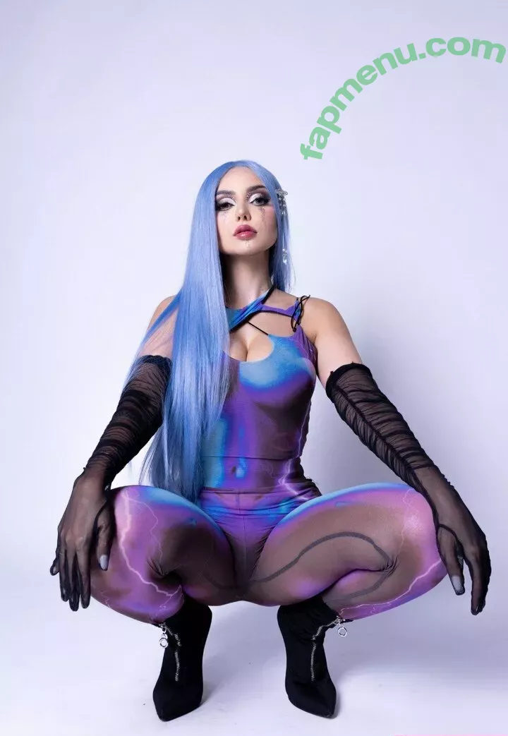 Nyvi Estephan nude photo #0234 (Discussão / nyvi_estephan / nyviestephan)