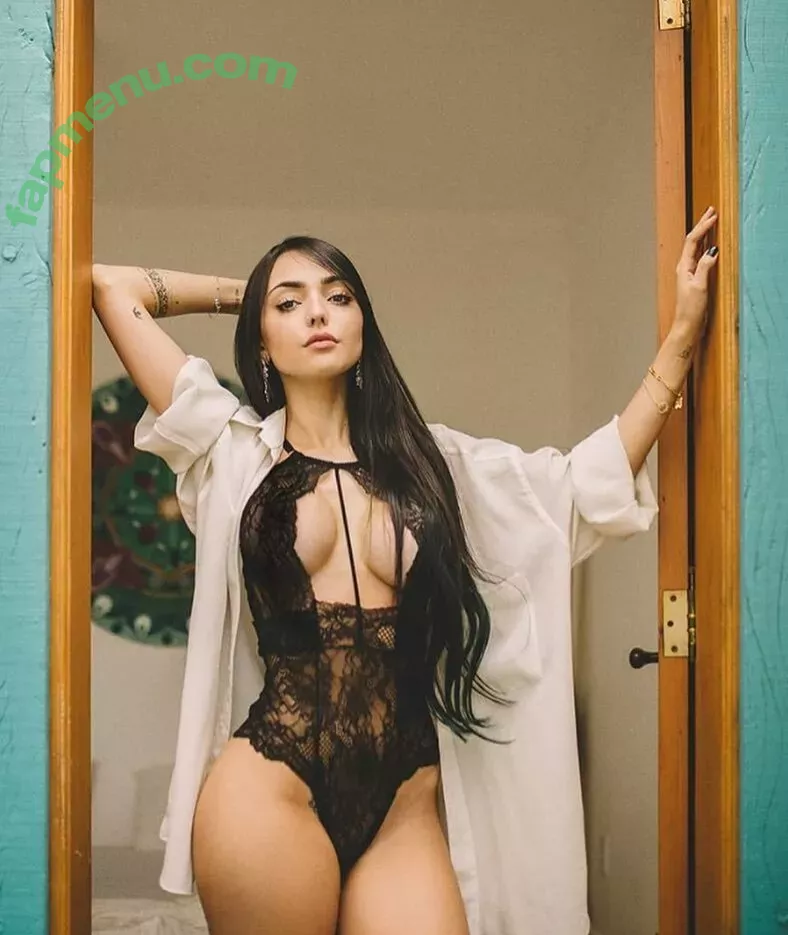 Nyvi Estephan nude photo #0304 (Discussão / nyvi_estephan / nyviestephan)