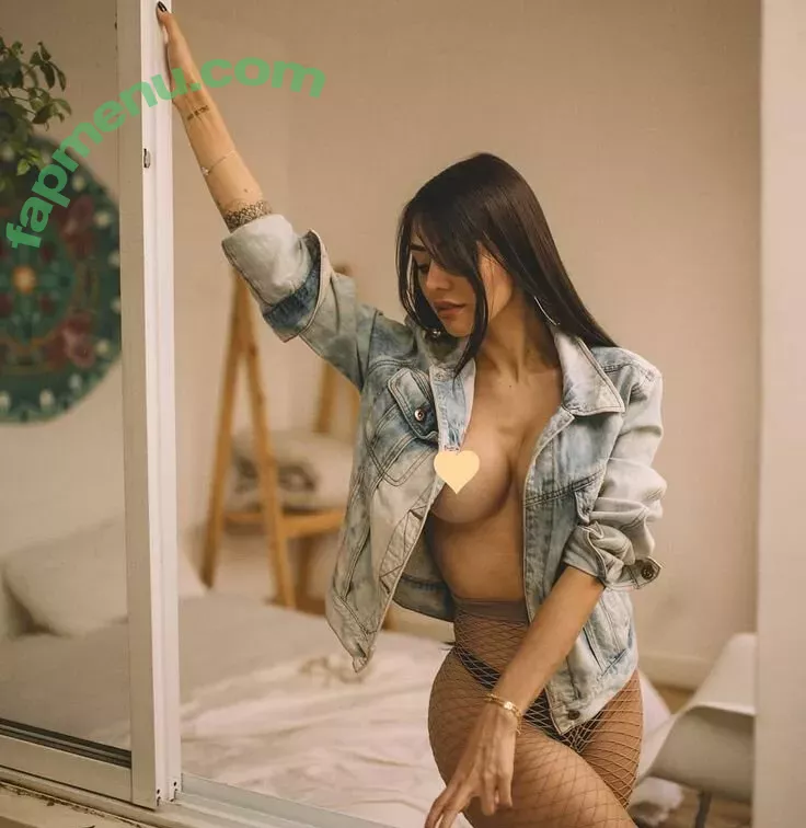 Nyvi Estephan nude photo #0305 (Discussão / nyvi_estephan / nyviestephan)