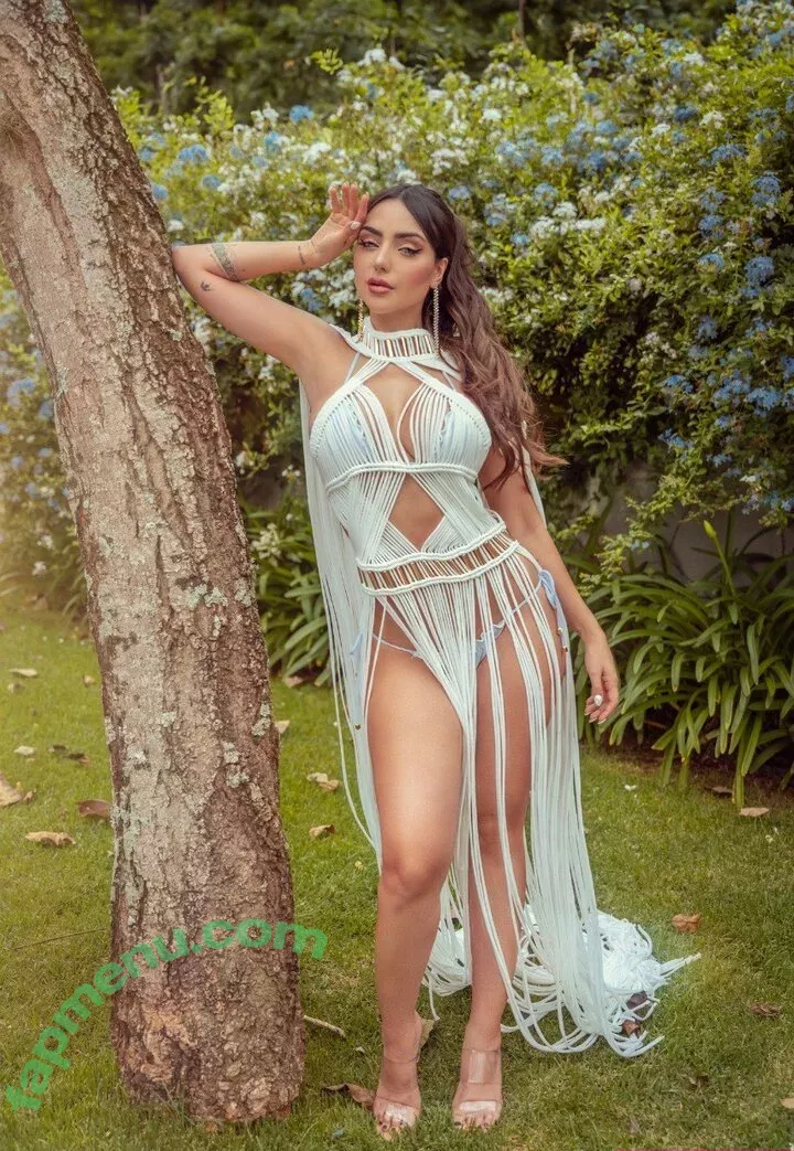 Nyvi Estephan nude photo #0320 (Discussão / nyvi_estephan / nyviestephan)
