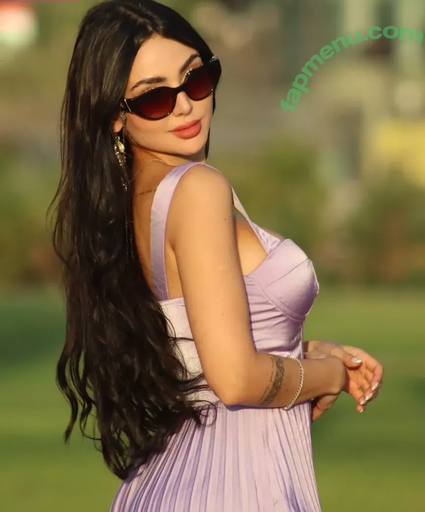 Nyvi Estephan nude photo #0572 (Discussão / nyvi_estephan / nyviestephan)