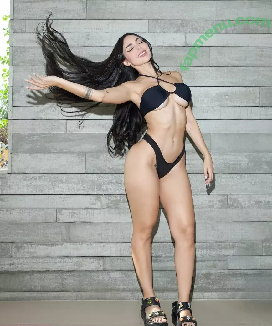 Nyvi Estephan nude photo #0589 (Discussão / nyvi_estephan / nyviestephan)