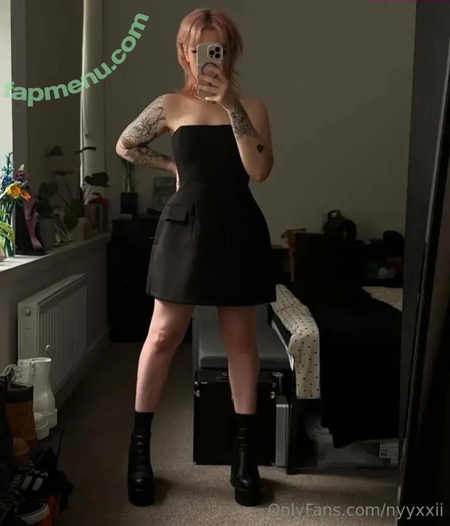 NYYXXII nude photo #0001 (nyyxxii_)