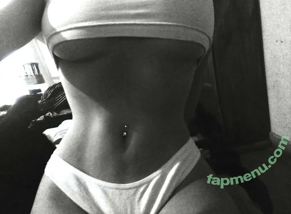 obsessav nude photo #0007 (dumb egirl / obsessed_ / savannah / ughfucksav)