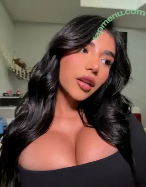 od.a.lis / odaaaliis / odaaaurlatina nude photo #0002