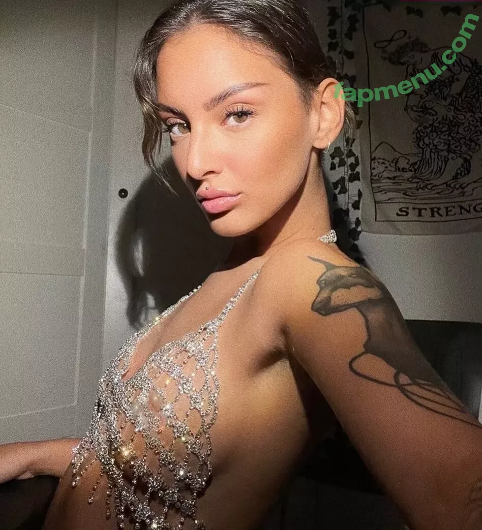 oelkanister nude photo #0033 (oelkanister)