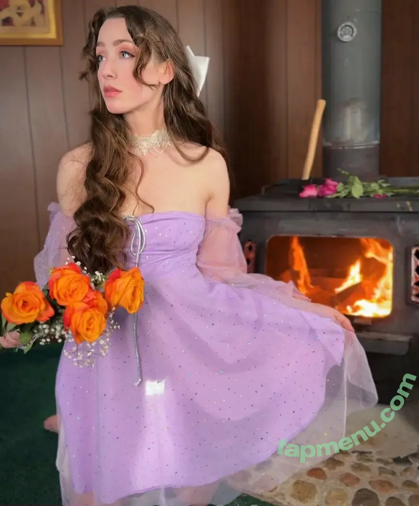 ofchloerose nude photo #0056 (ofchloerose)