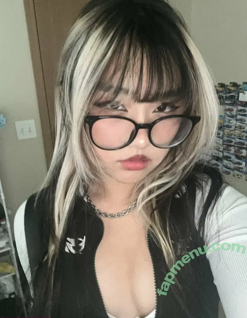 OffbrandTea nude photo #0009 (OffbrandTea)