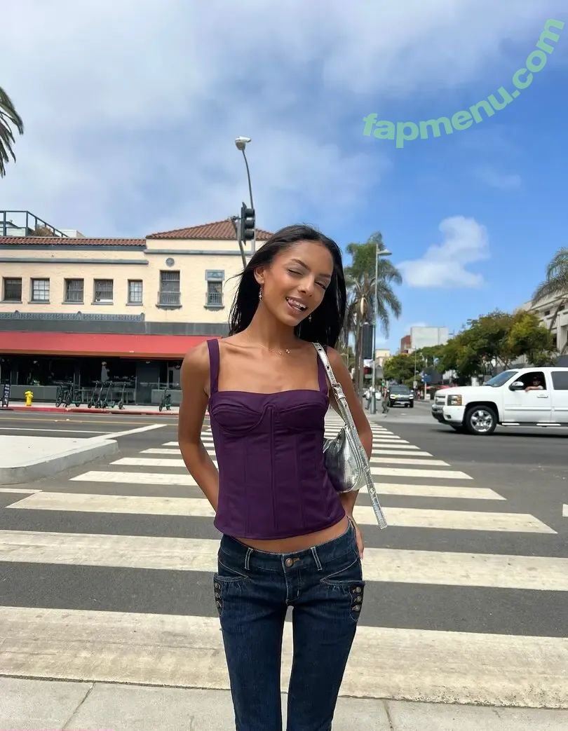 Official.Anaiis nude photo #0162 (React girl)