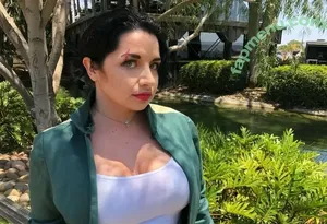 Ohcatrina / catrinasauvagex nude photo #0001