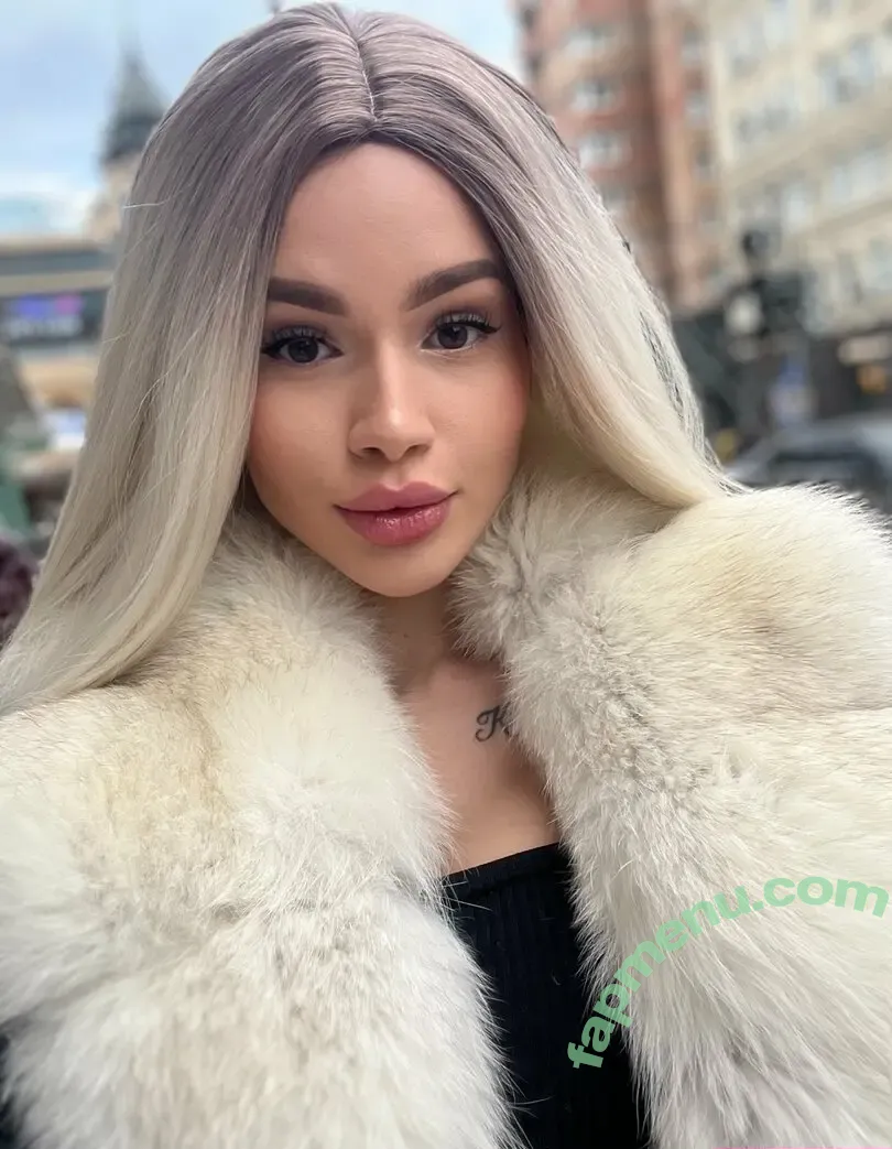 ohh_bella nude photo #0015 (Bella Cos / ohhbella__)