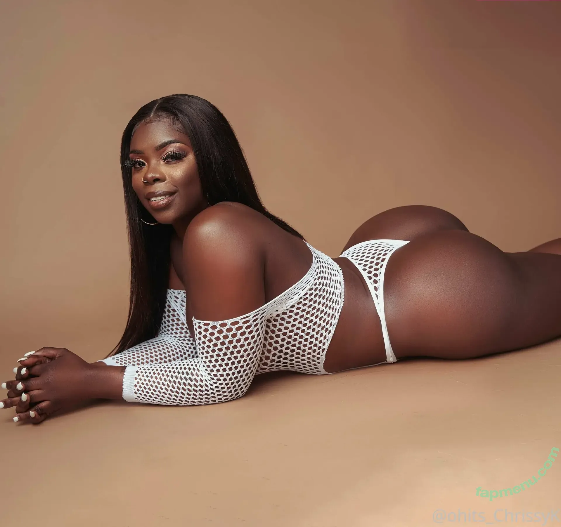 ohits_chrissyk nude photo #0098 (ohits_chrissykstill)