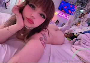 okay_kylie / kylie_paris / kylierose / lumarist / oxxmilk nude photo #0073