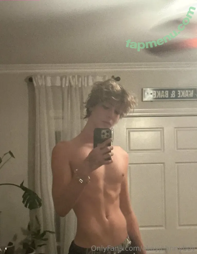 okayjohnnyboy nude photo #0081 (okjohnnyboy)