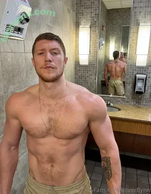 oliverflynn / oliverflynnmusic nude photo #0039