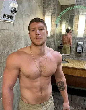 oliverflynn / oliverflynnmusic nude photo #0040
