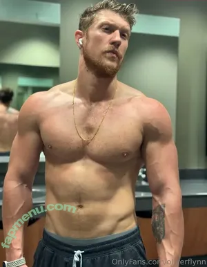 oliverflynn / oliverflynnmusic nude photo #0043
