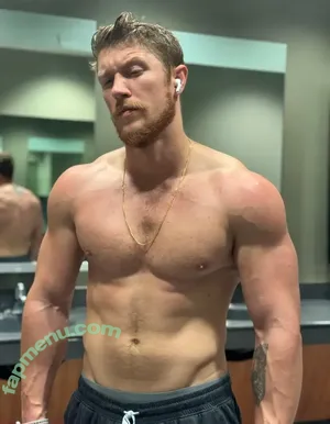 oliverflynn / oliverflynnmusic nude photo #0044