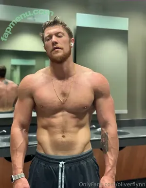 oliverflynn / oliverflynnmusic nude photo #0046