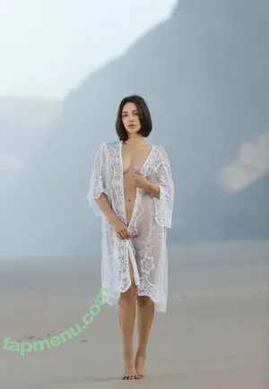  nude photo #0003