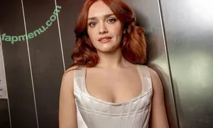 Olivia Cooke / livkatecooke nude photo #0117