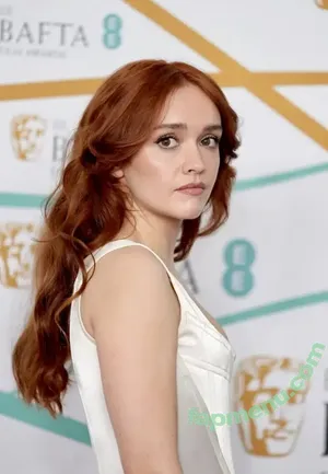 Olivia Cooke / livkatecooke nude photo #0121