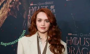 Olivia Cooke / livkatecooke nude photo #0151