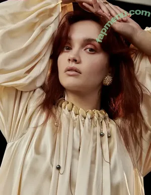 Olivia Cooke / livkatecooke nude photo #0197