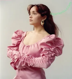 Olivia Cooke / livkatecooke nude photo #0200