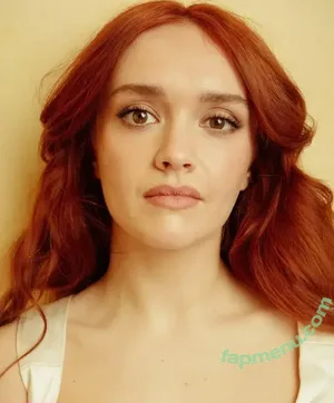 Olivia Cooke / livkatecooke nude photo #0220
