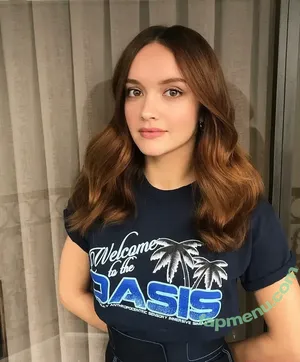 Olivia Cooke / livkatecooke nude photo #0222