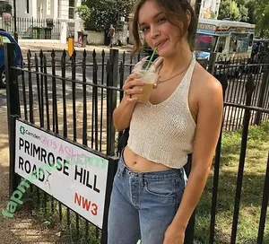 Olivia Cooke / livkatecooke nude photo #0223