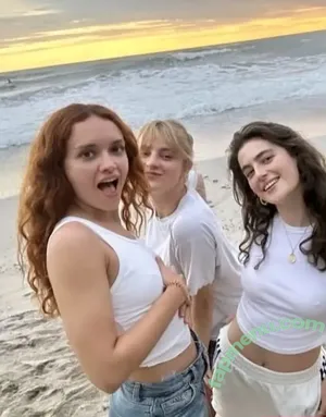 Olivia Cooke / livkatecooke nude photo #0244